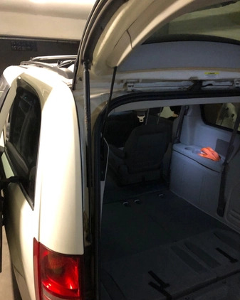 Chrysler Town &amp; Country cena 32999 przebieg: 119000, rok produkcji 2008 z Krajenka małe 436